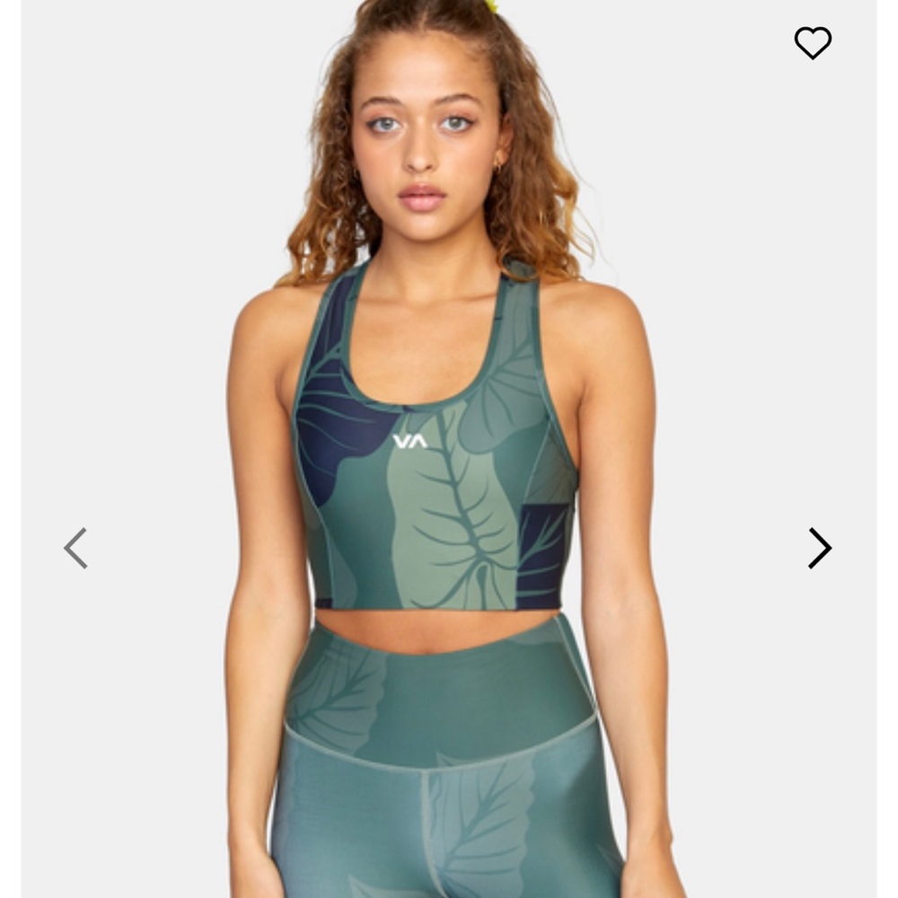 BRAND NEW NEVER WORN (no tags) Hawaii Collection RVCA sports bra!